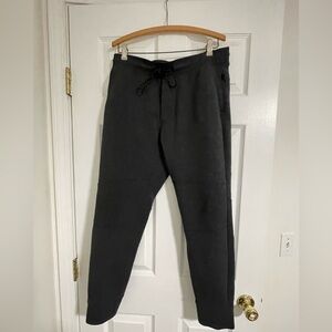 Men’s American Eagle Charcoal Gray Joggers Medium